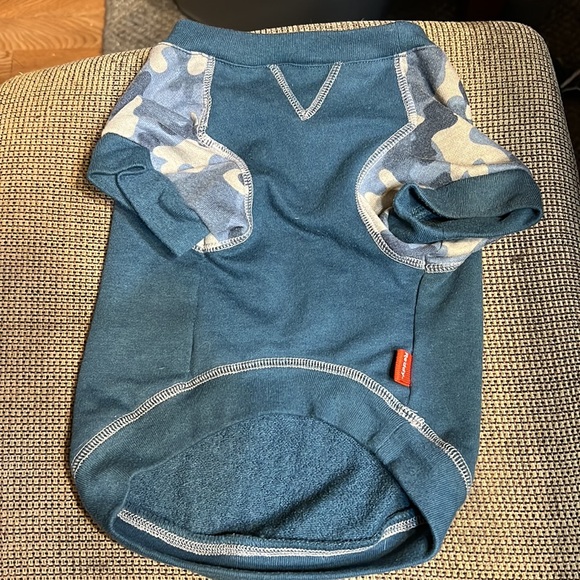 Reddy Dog Pet Outfitexplore The World Poshmark